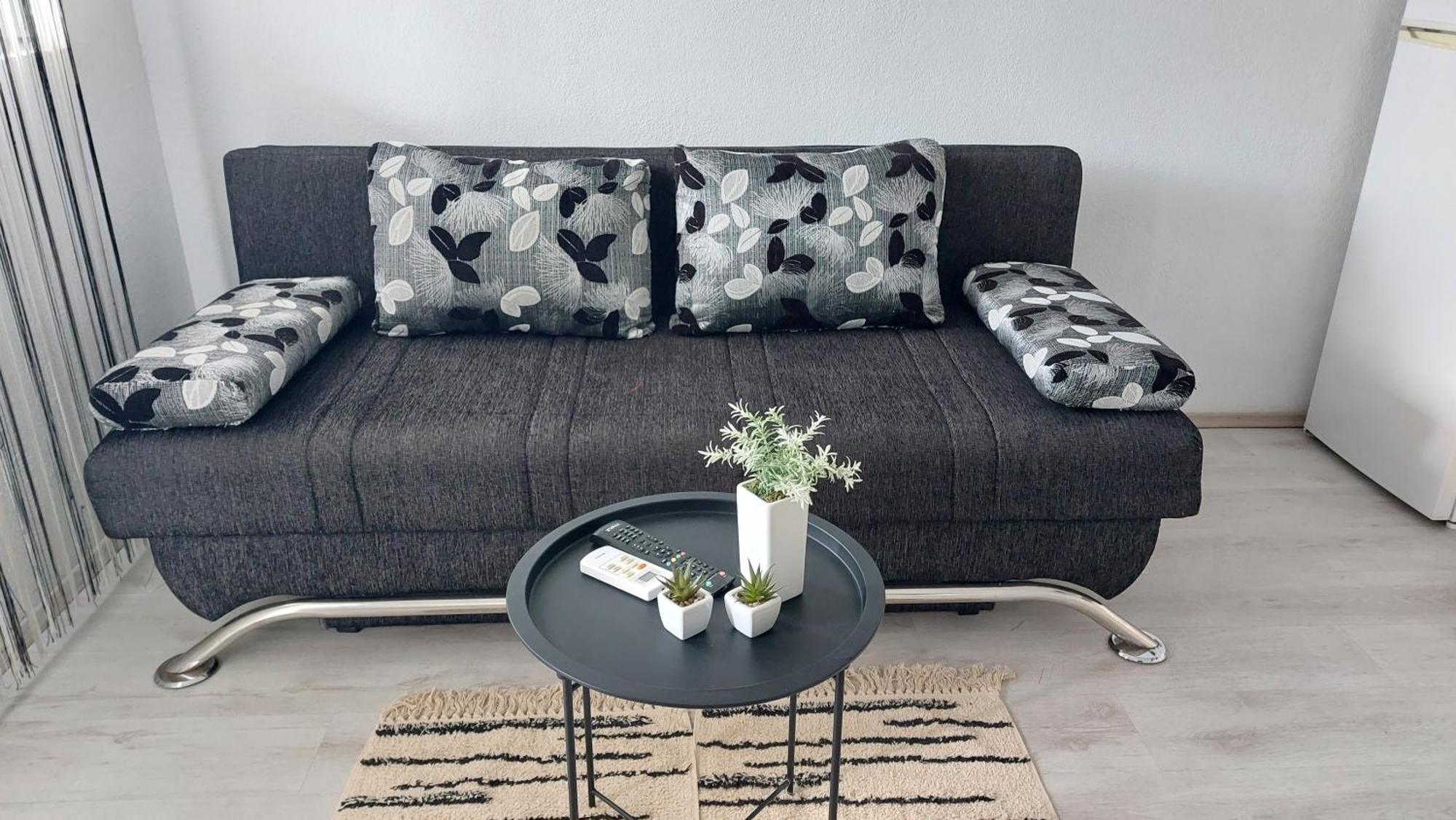 Zana Apartment *